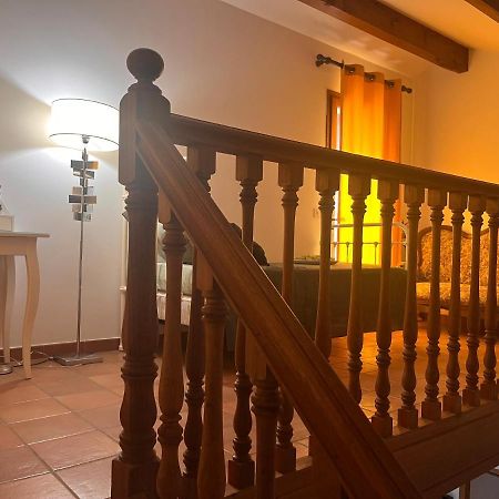 Le Mazet De Choubouloute Bed & Breakfast Saint-Gilles  Dış mekan fotoğraf